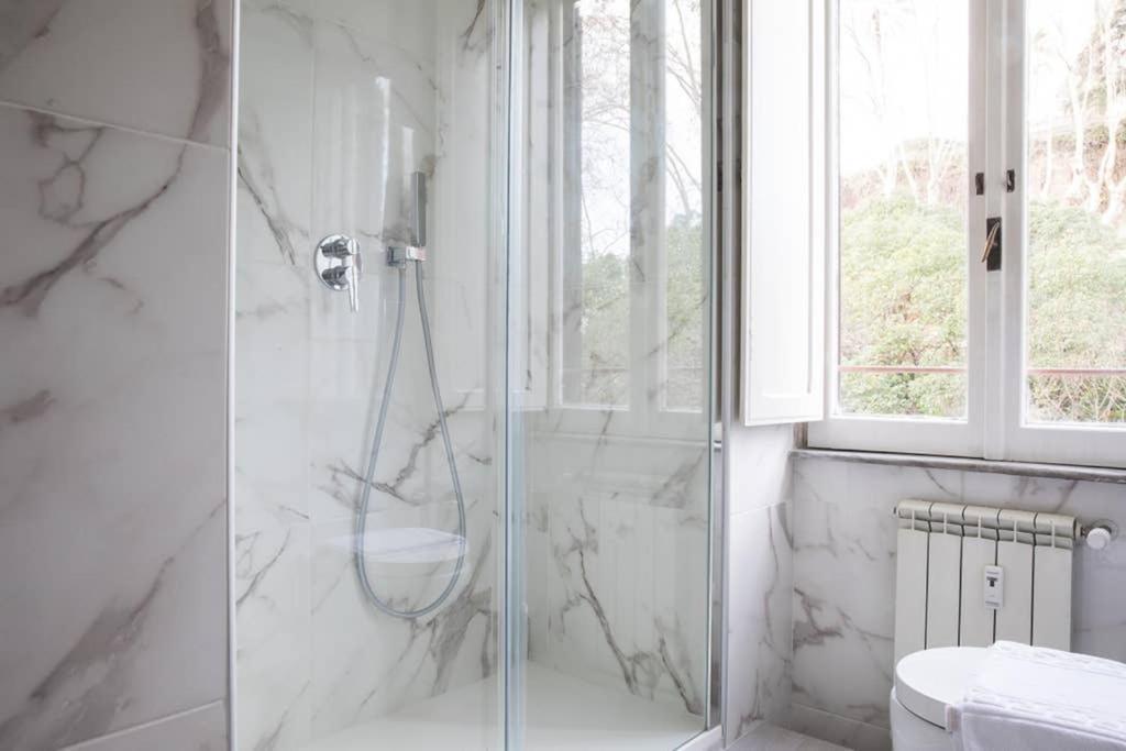 Silver Luxury Jacuzzi Suite Trastevere - Top Collection Rome Exterior photo