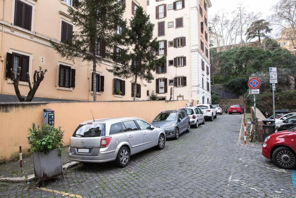Silver Luxury Jacuzzi Suite Trastevere - Top Collection Rome Exterior photo